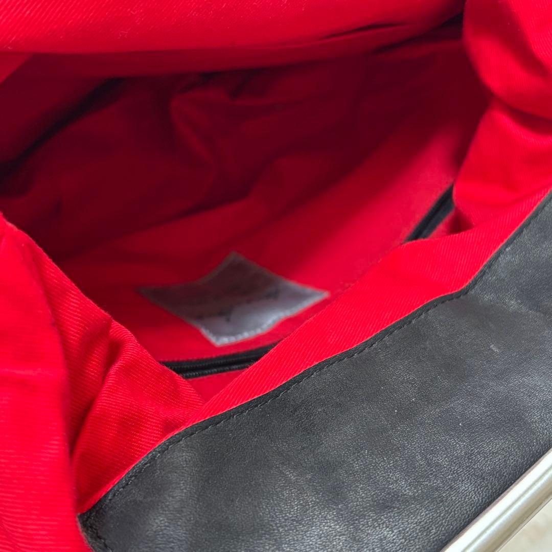 カワカワ リュック レザー 革 ブラック 黒 リュック がま口 バックパック