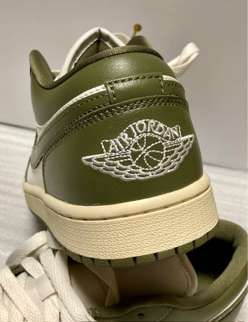 ナイキ WANS AIR JORDAN 1 LOW26cm【タグ付新品未使用品】