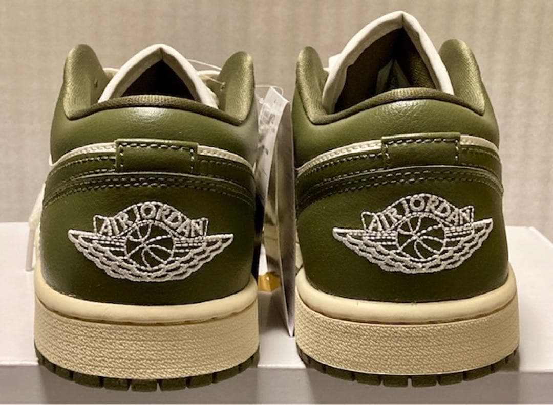 ナイキ WANS AIR JORDAN 1 LOW26cm【タグ付新品未使用品】