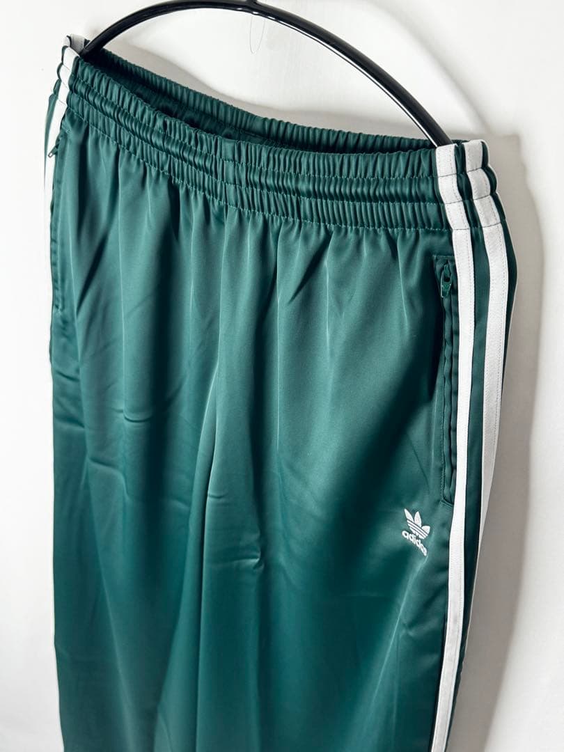 常田大希着用 アディダス ワイドレッグ トラックパンツ L グリーン