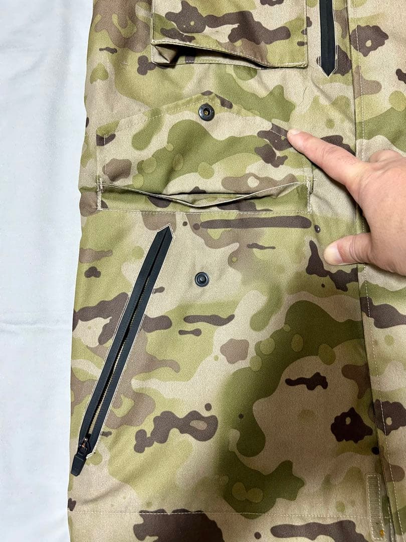 【Burton×Undefeated×Alpha スノーボードウェア