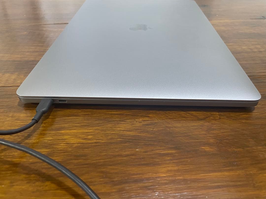 16インチ　MacBook Pro メモリ32G 7 Intel i9 2019
