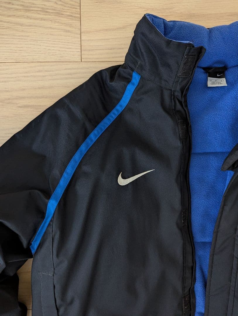 インテル 中綿ジャケットNIKE ナイキ ワッペン サイズM 黒x青