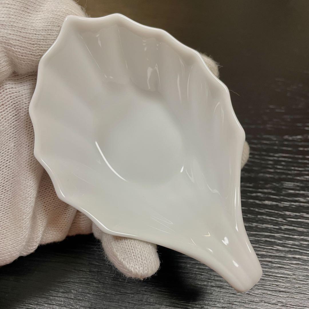 リチャードジノリ ベッキオホワイト リーフ型小皿 5個 - メルカリ