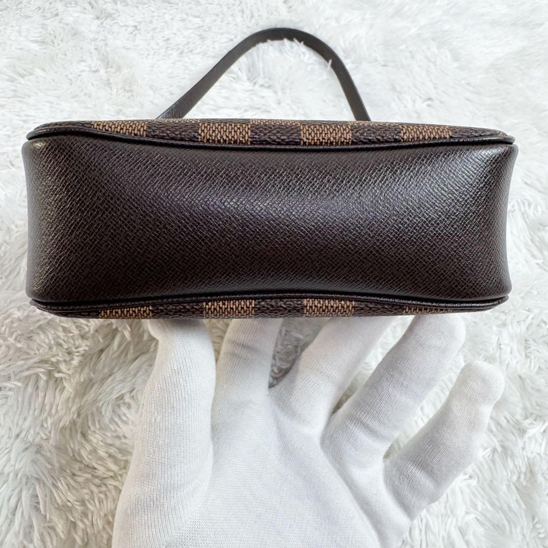 美品 ルイヴィトン トゥルースメイクアップ ダミエ N51982 保存袋付