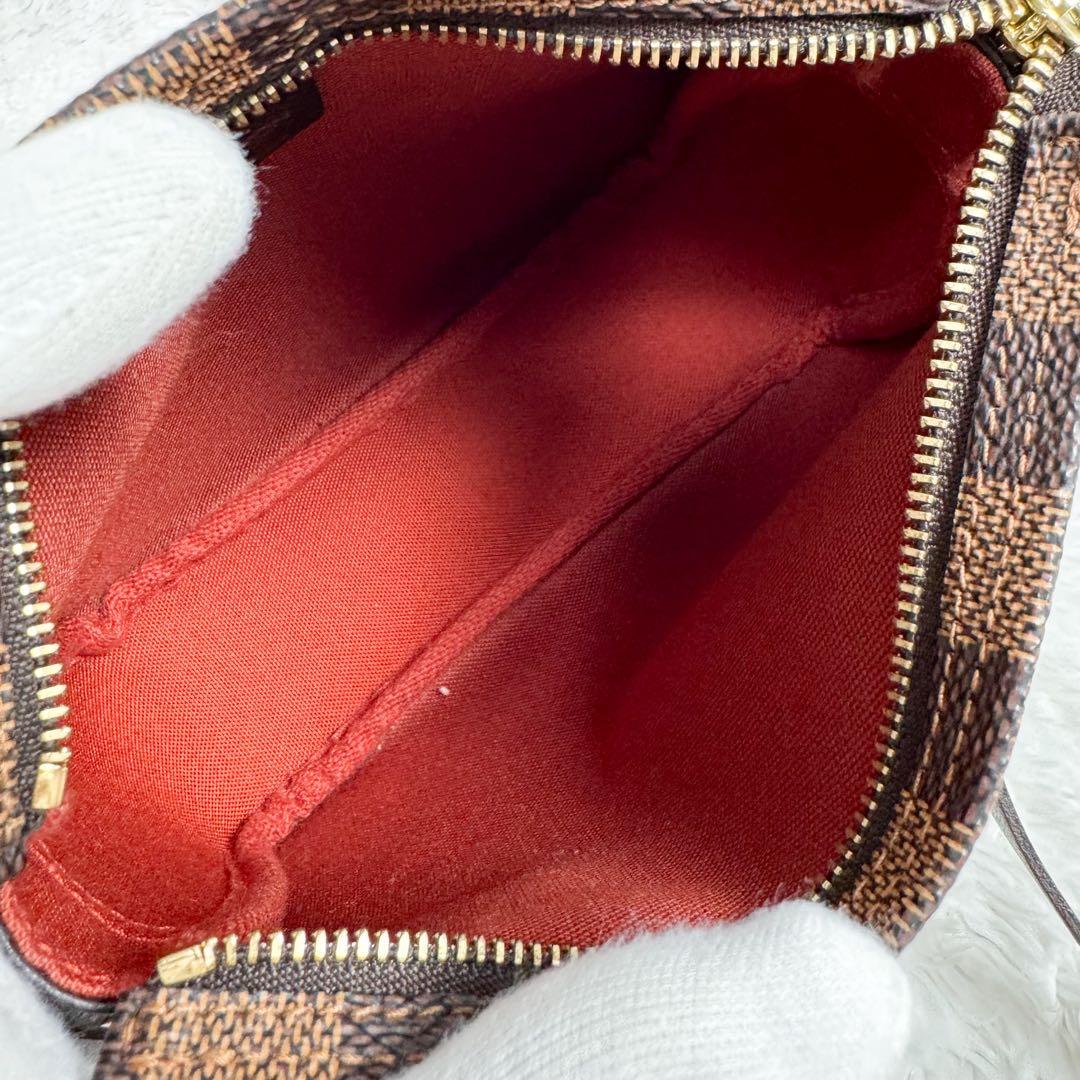 美品 ルイヴィトン トゥルースメイクアップ ダミエ N51982 保存袋付