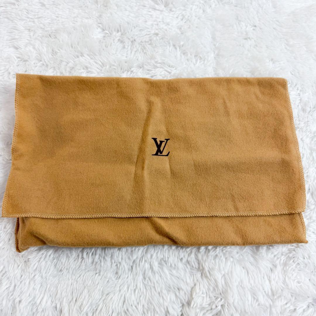 美品 ルイヴィトン トゥルースメイクアップ ダミエ N51982 保存袋付