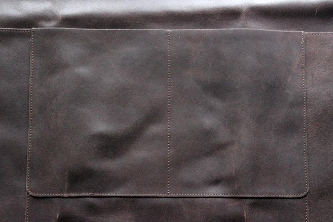 ★LAGUIOLE EN AUBRAC レザーエプロン★