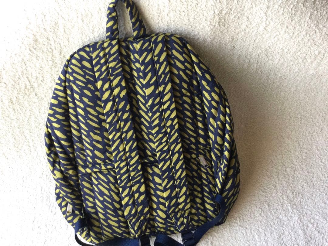 美品　marimekko マリメッコリュック　LOLLY Sukkula総柄