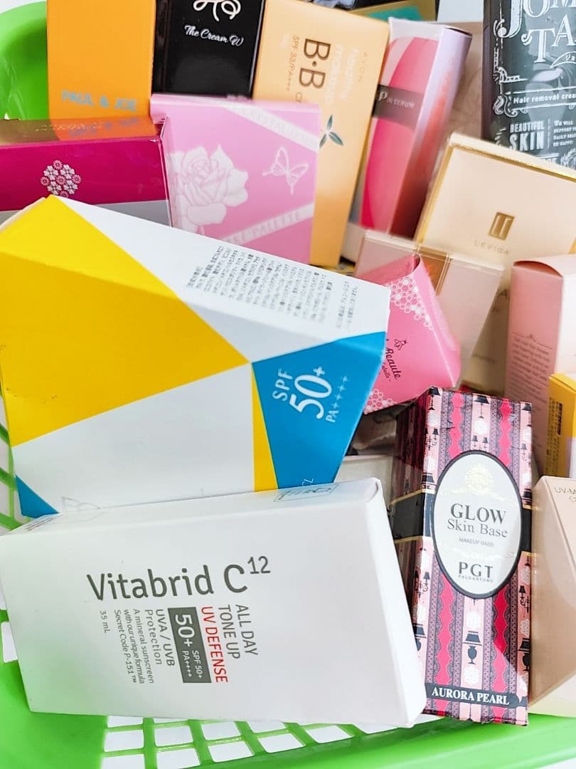 新品未使用　化粧品 基礎化粧 スキンケア　ヘアケア　コスメなど　大量まとめ売り