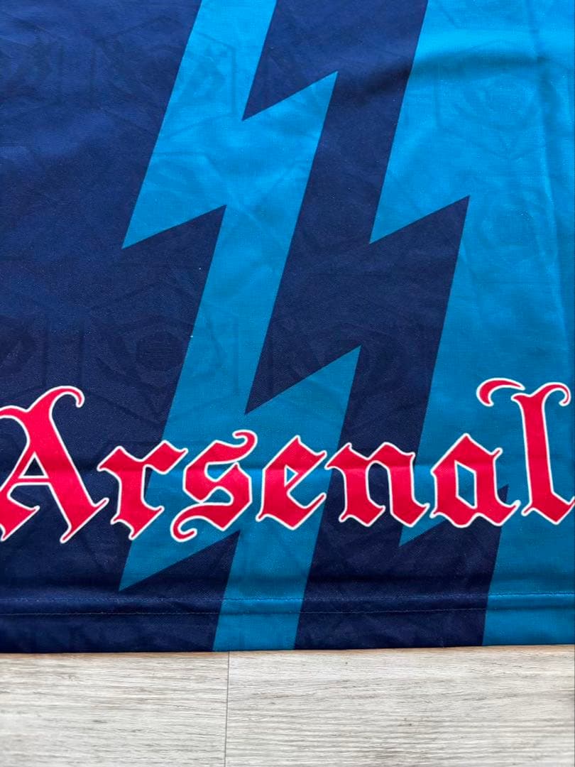 428 NIKE × Arsenal 90sデザイン 半袖ゲームシャツ JVC