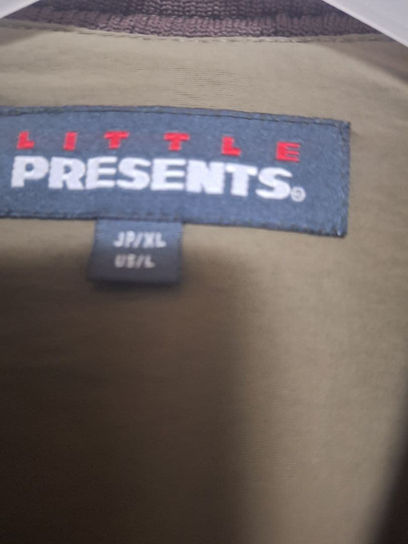 最終値下げ　フィッシングベスト ルアーフライ用 LITTLE PRESENTS