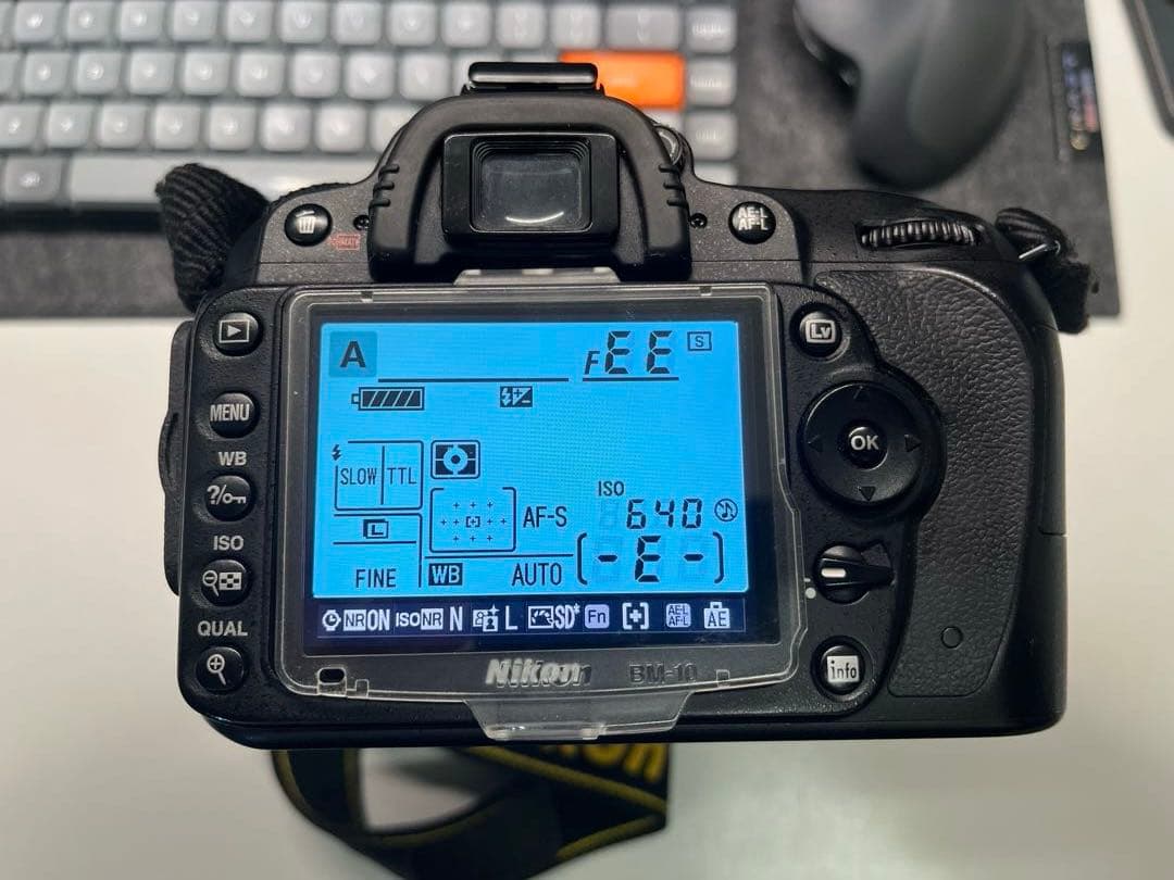 Nikon デジタル一眼レフカメラ D90 Sigma70-210レンズ付き