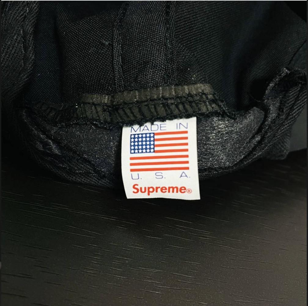 Supreme ブラック スナップバックキャップ
