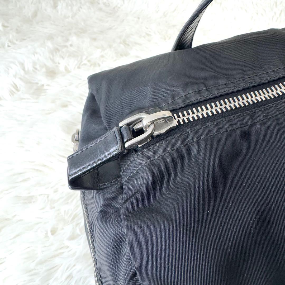 プラダ ミニボストン ハンドバッグ 三角ロゴ y2k レザー ナイロン 黒