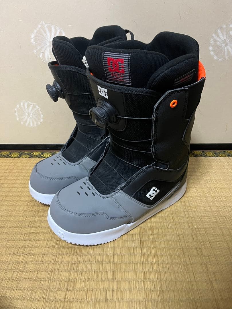 美品　DC スノーボードブーツ BOAシステム