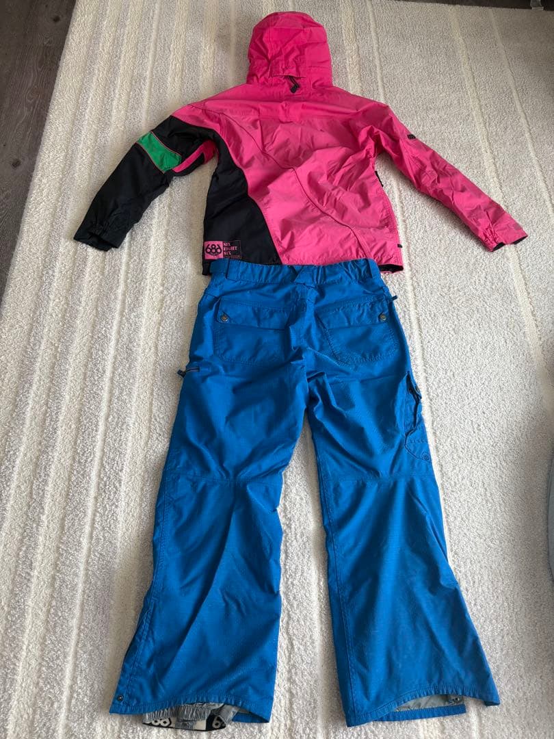 686 スノーボードウェアセット