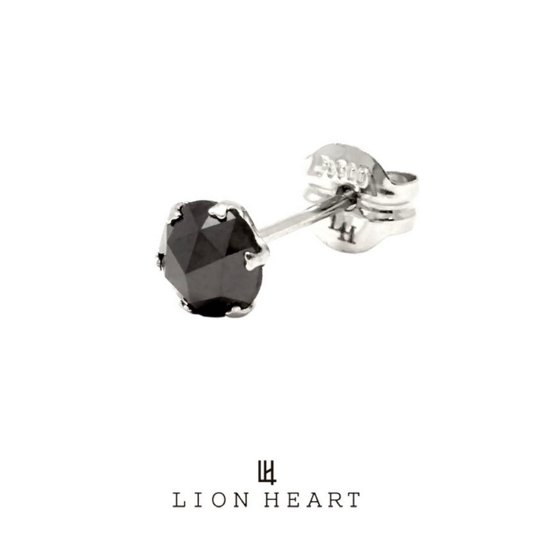 ライオンハート プラチナ ブラック ダイヤモンド ピアス Mサイズ 0.25ct