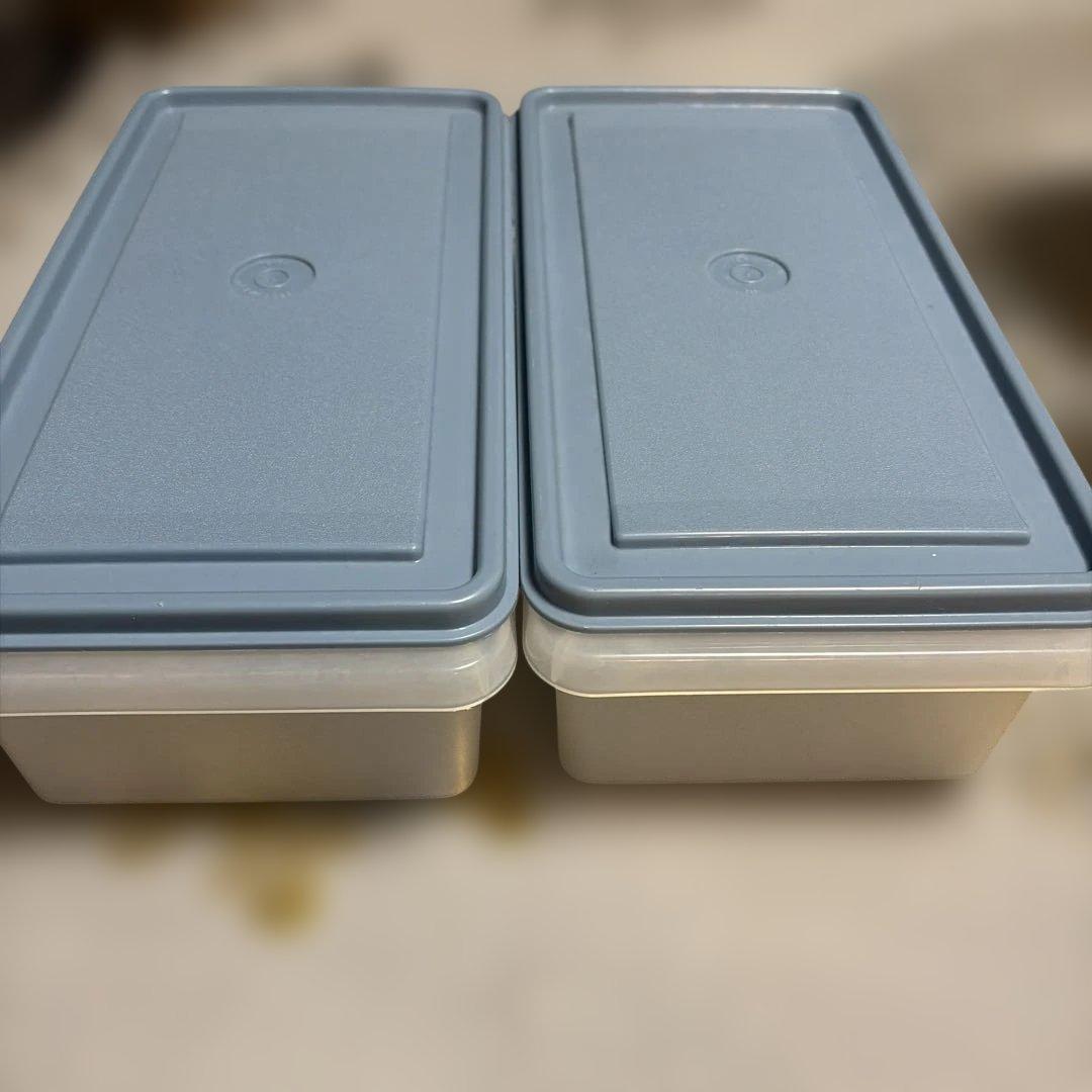 タッパーウェア 角型 食品保存容器 水色グレー 2個セット - メルカリ