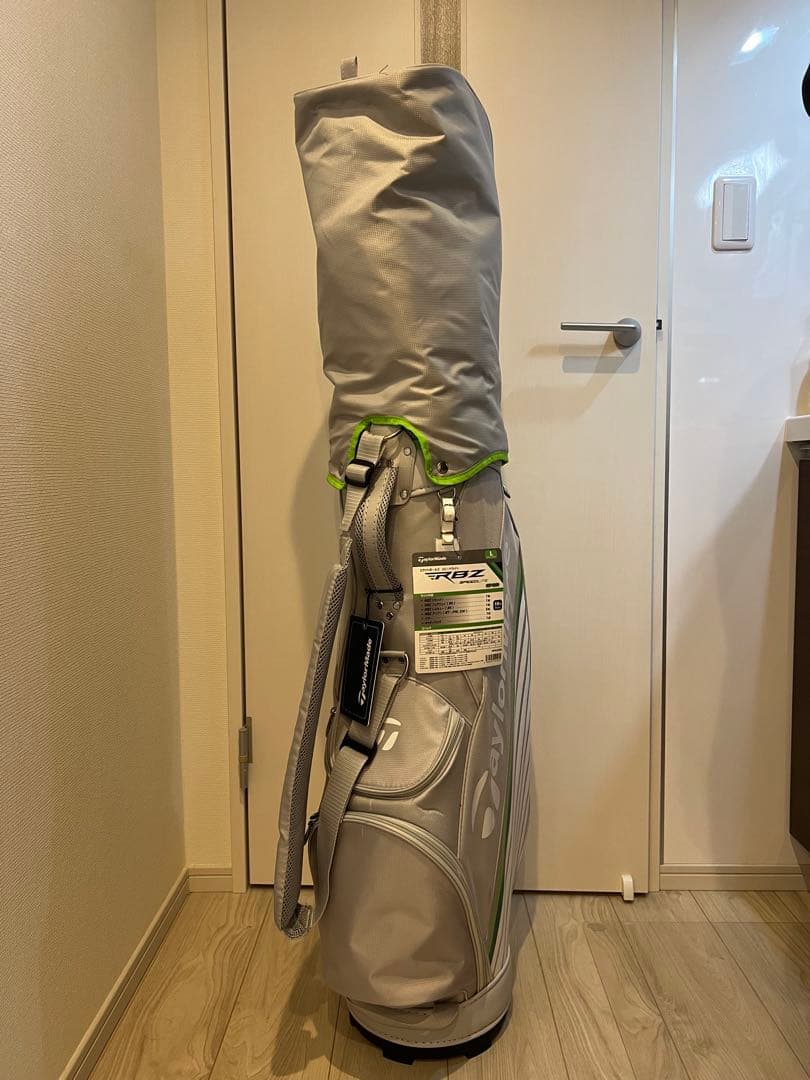 【新品】TaylorMade（テーラーメイド）　ゴルフバッグ・キャディバッグ