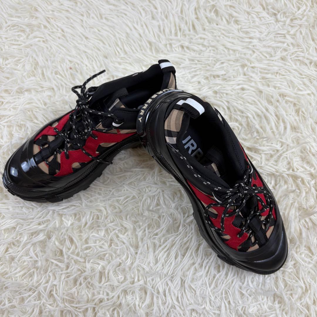 ✨大人気✨バーバリーロンドンイングランド　アーサー　スニーカー　37 23.5