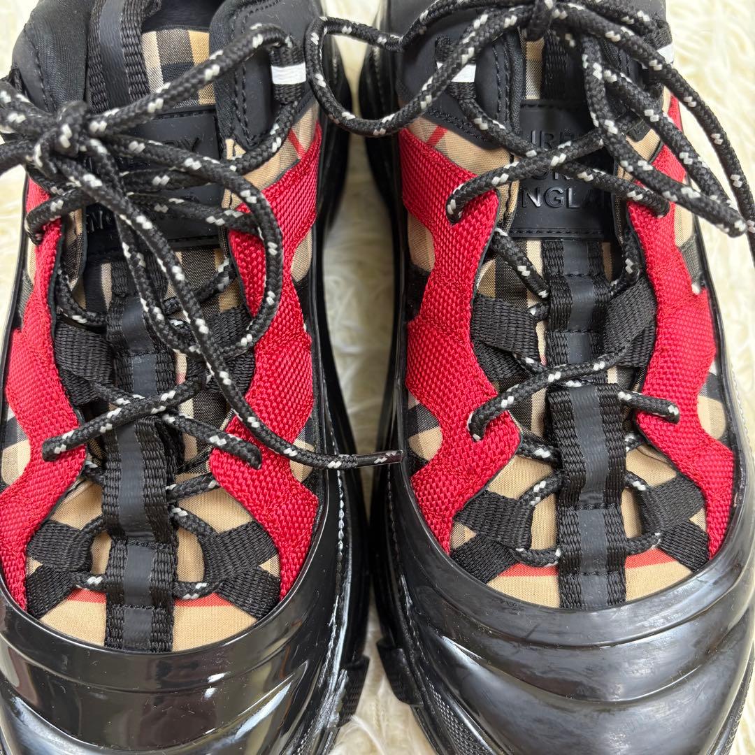 ✨大人気✨バーバリーロンドンイングランド　アーサー　スニーカー　37 23.5