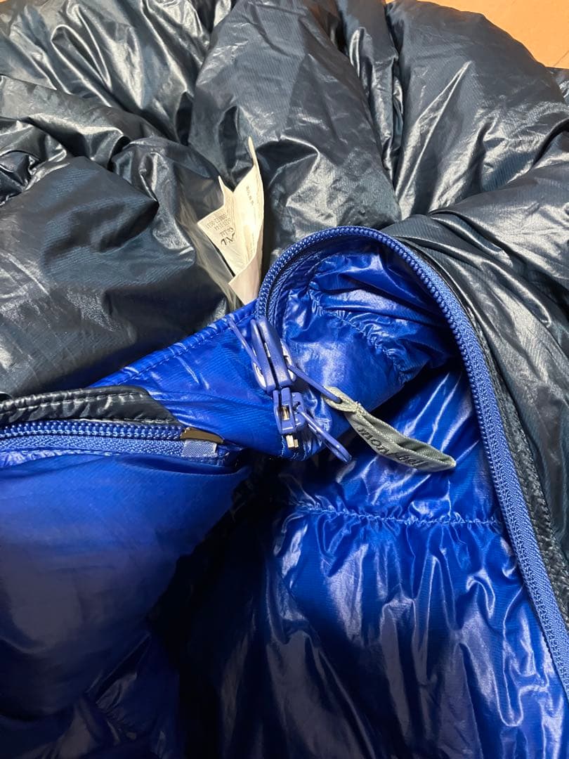 モンベル #1121361 ダウンハガー800#5 L/ZIP