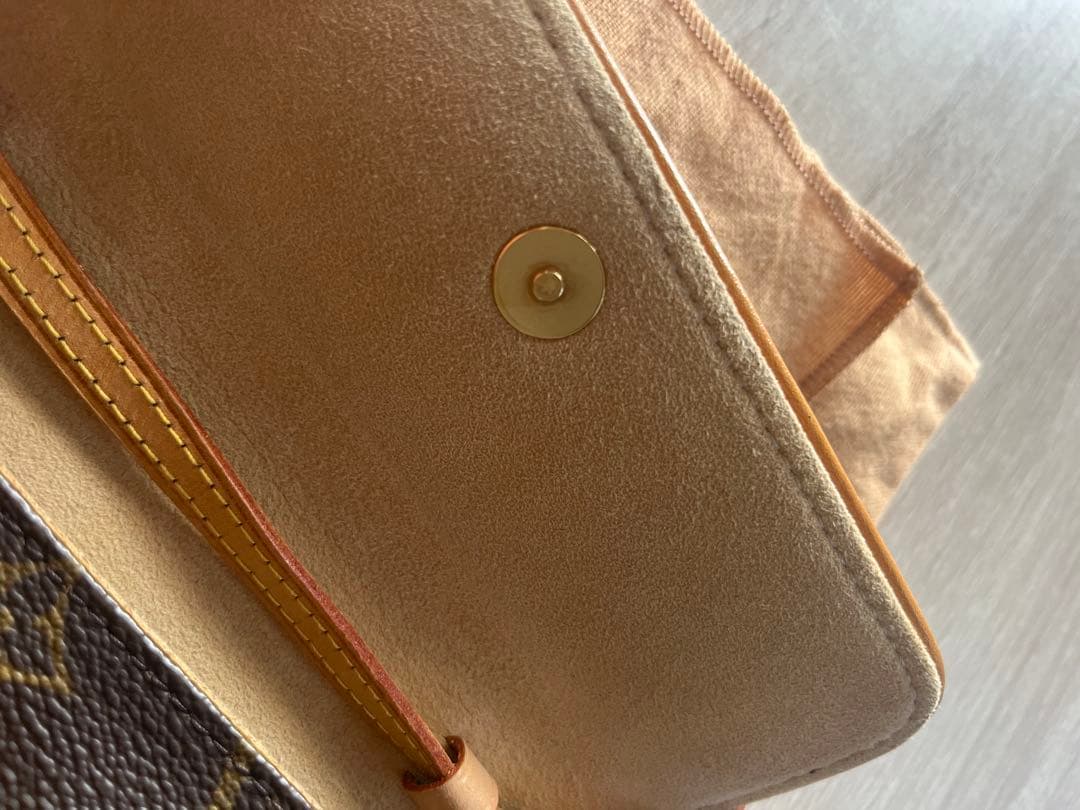 Louis Vuitton モノグラム ポシェットツインPM M51854