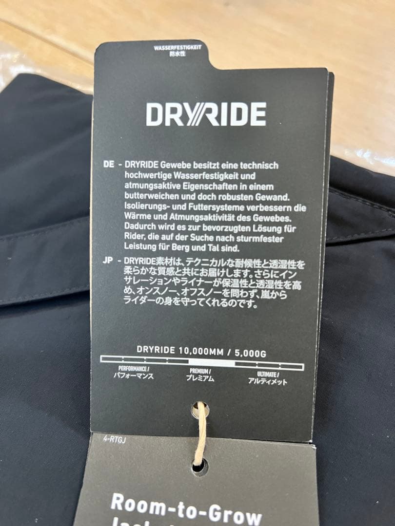 新品　Burton ジュニア　スノーボード ジャケット　140 135 145