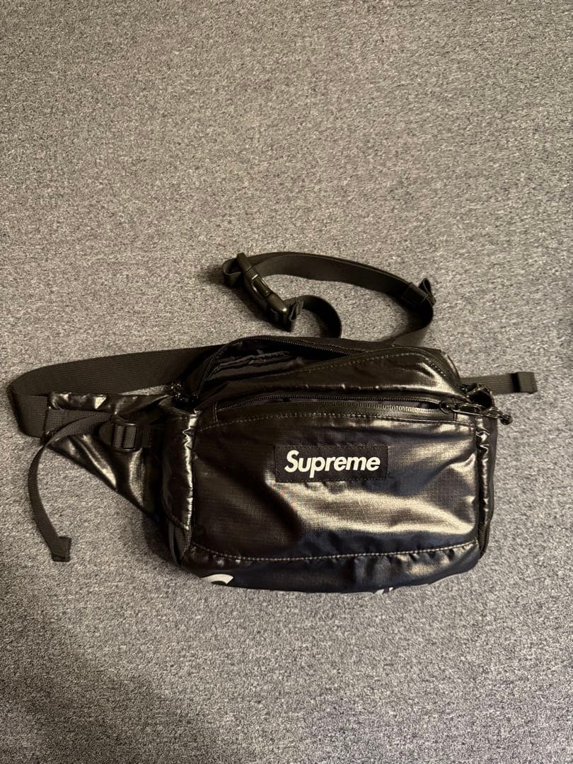 バッグ Supreme Waist Bag Black