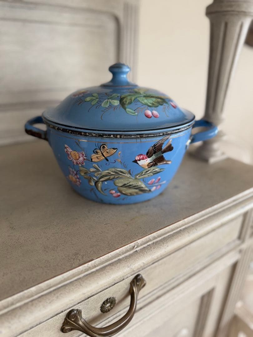 フランスアンティーク小鳥と蝶お花モチーフのハンドペイントホーロースーピエール