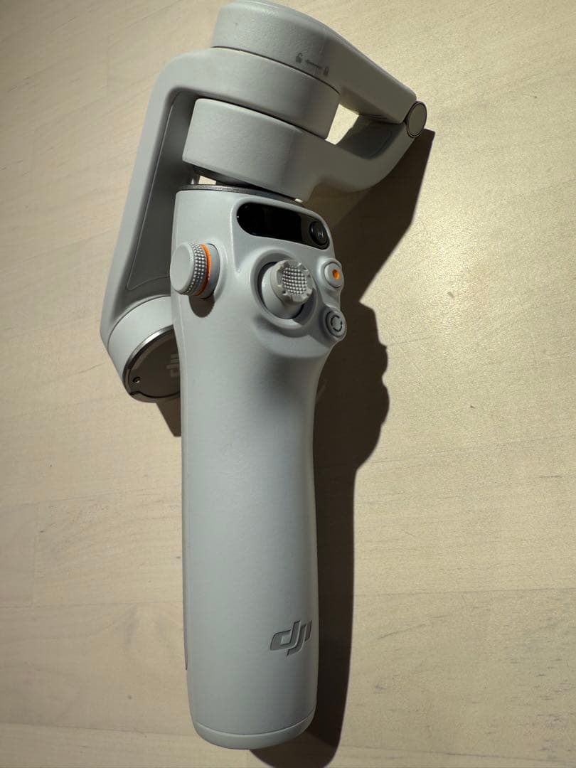 DJIシンバルOsmo Mobile6プラチナグレー