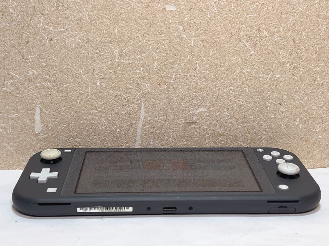 Nintendo Switch Lite HDH-001 携帯型ゲーム機