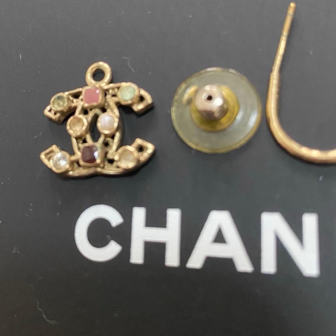 CHANEL 金色金具 マルチカラーストーン ココマークピアス