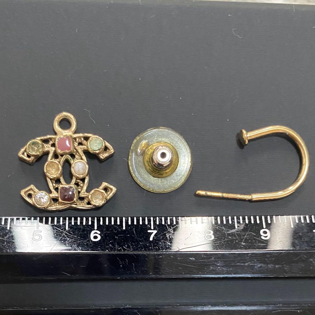 CHANEL 金色金具 マルチカラーストーン ココマークピアス