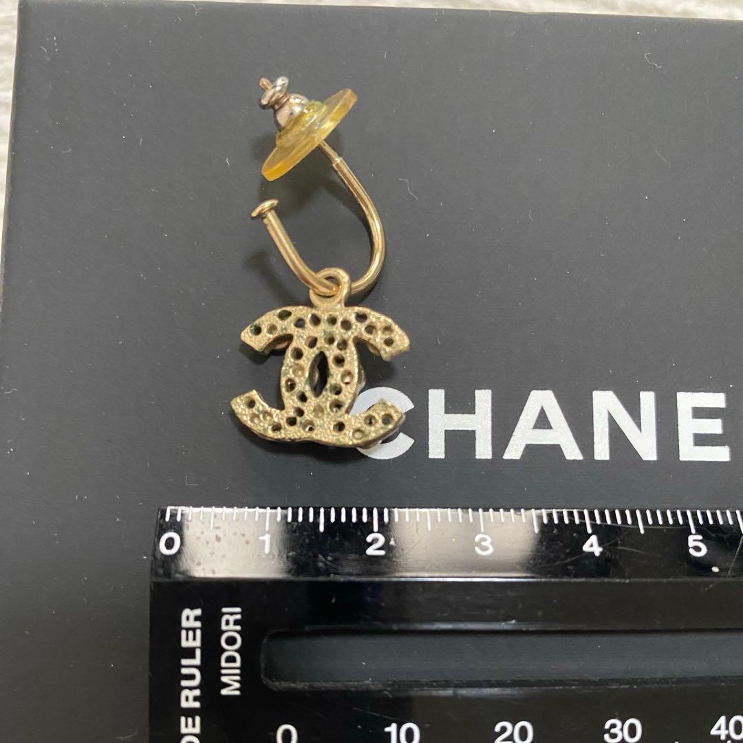 CHANEL 金色金具 マルチカラーストーン ココマークピアス