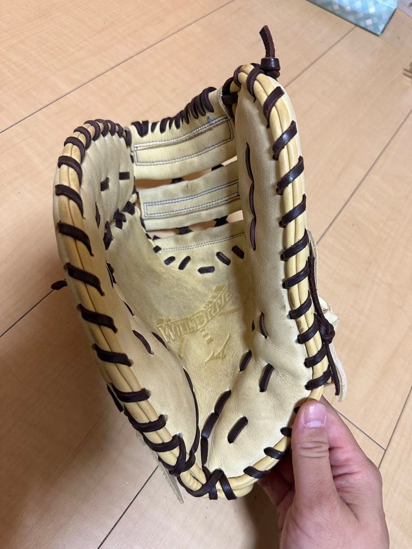 Mizunoファーストミット　軟式　左利き