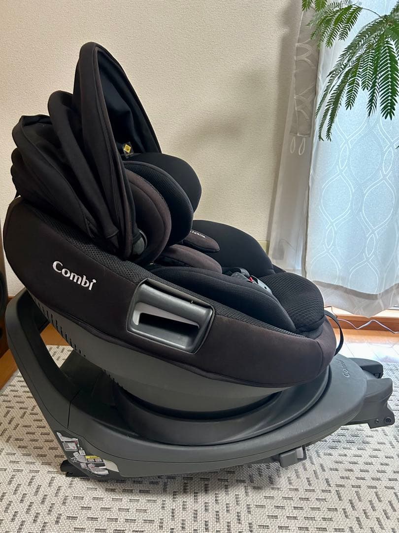 チャイルドシート Combi THE S plus ISOFIX ZB-750