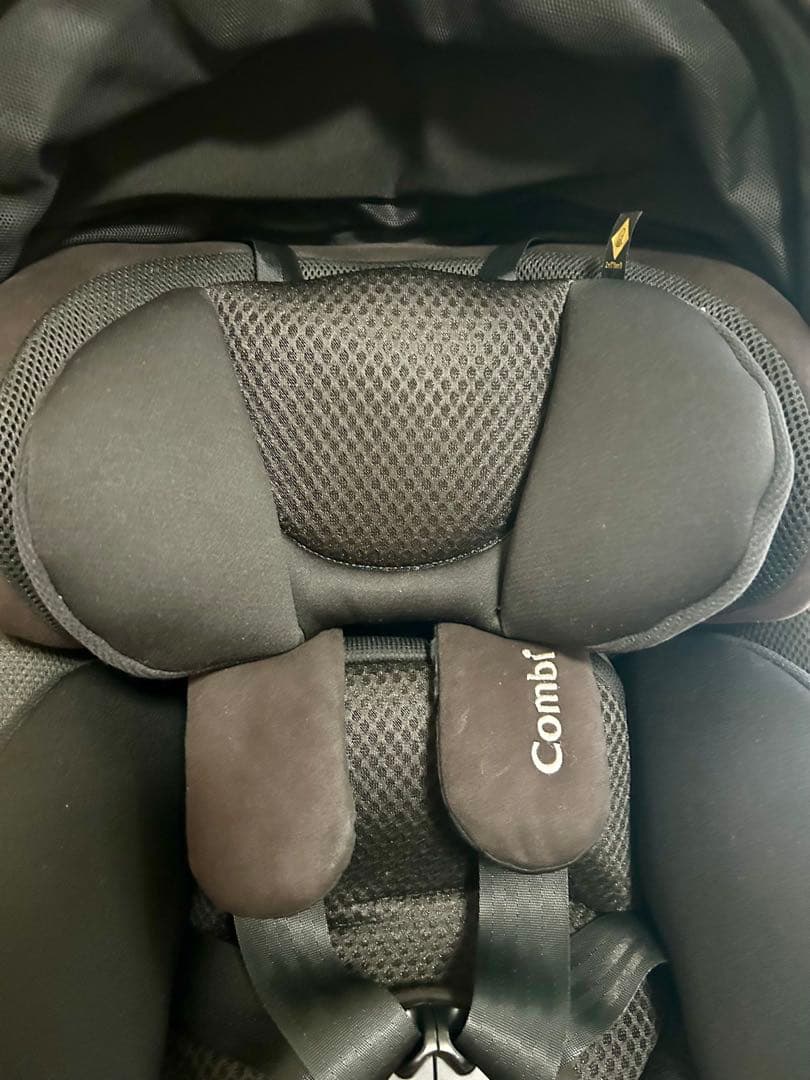 チャイルドシート Combi THE S plus ISOFIX ZB-750