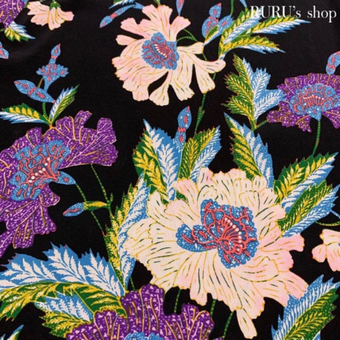 新品同様ダイアンフォンファステンバーグアートクチュールプリント ラップワンピース