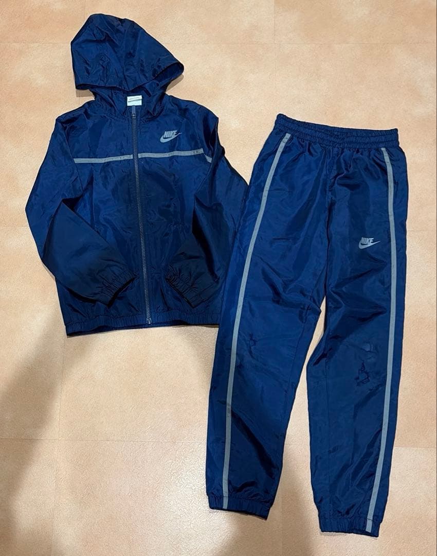 Nike ネイビー ウィンドブレーカー 上下セット 140cm - メルカリ