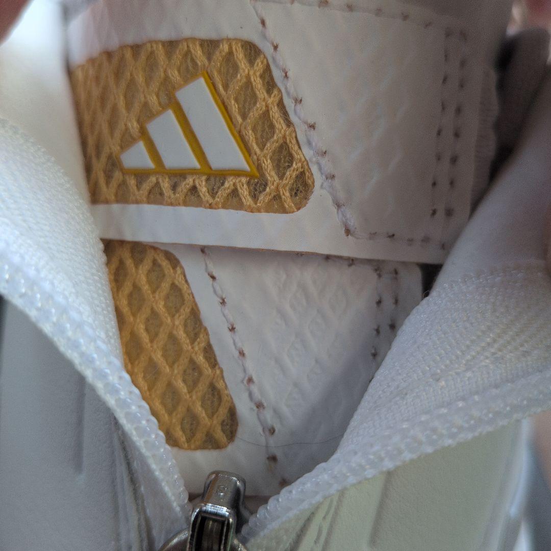 adidas ウィメンズ ソーラーモーション ボア 23.5cm