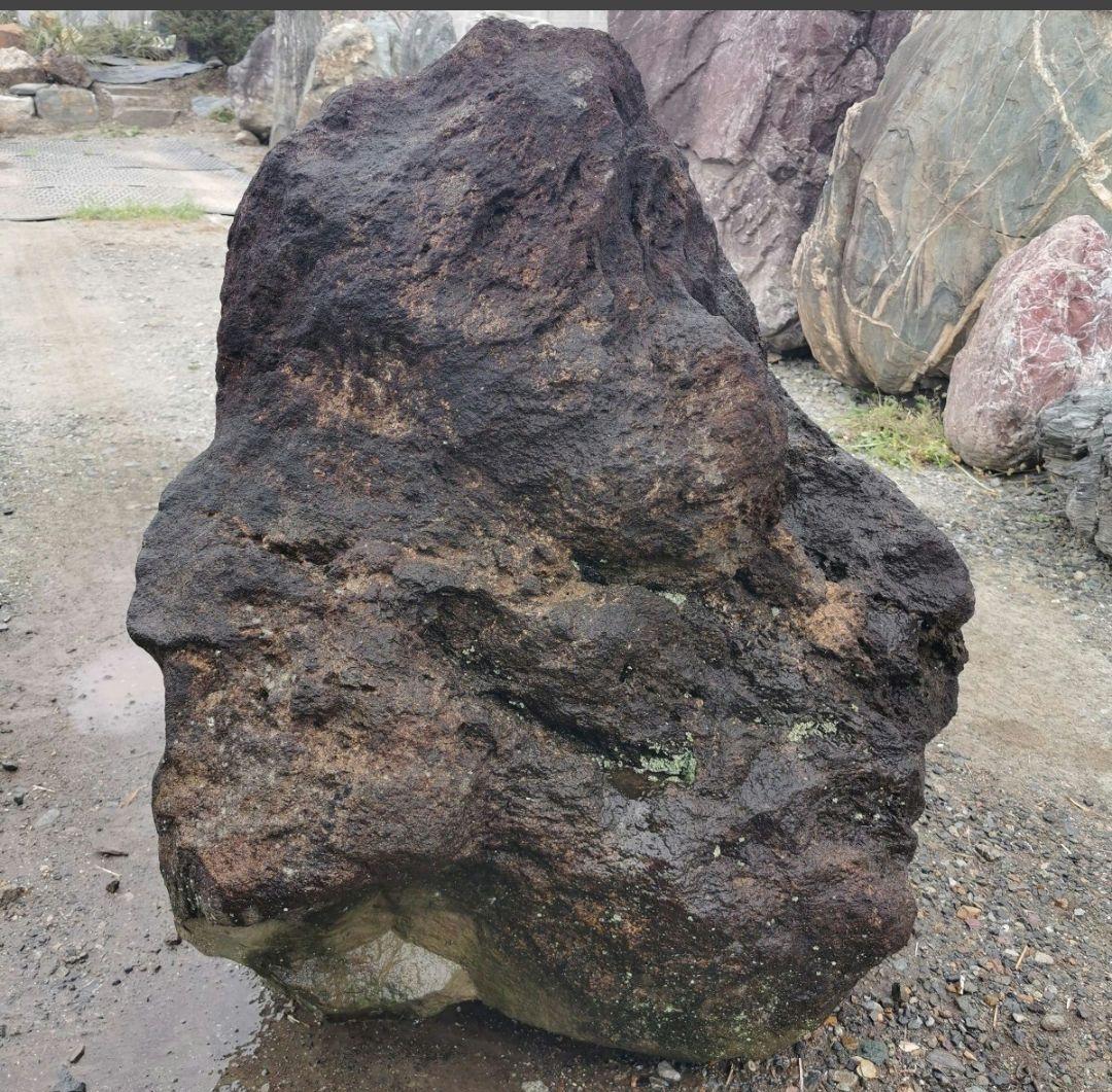 鳥海石　714キロ　庭石　石　石材 庭　坪庭　ガーデニング　置物　オブジェ