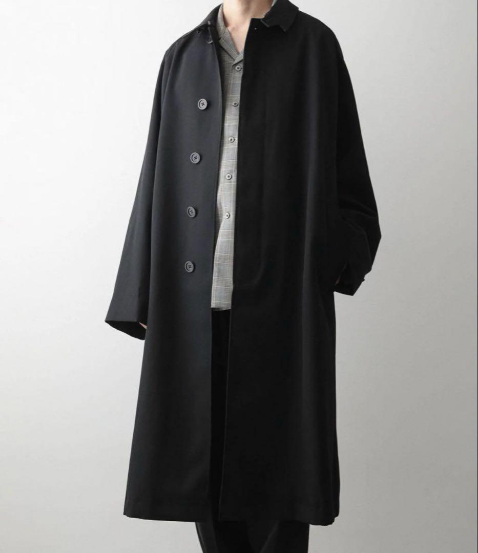 INTÉRIM HYPERBIG WOOLGABERDINE COAT 黒