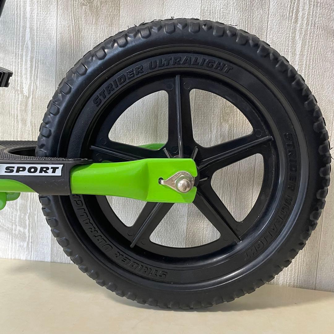 STRIDER バランスバイク ランニングバイクグリーン 12インチ緑
