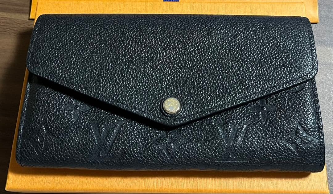 ルイヴィトン　フラップ長財布　アンプラント　ポルトフォイユサラ