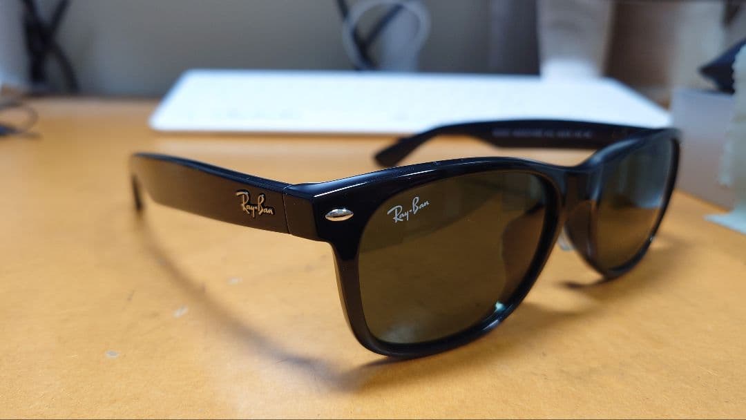 Ray-Ban NewWayfarer サングラス RB2132F