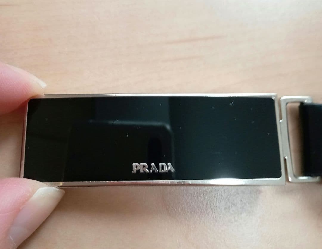 PRADA ブラック レザーベルト　レディース