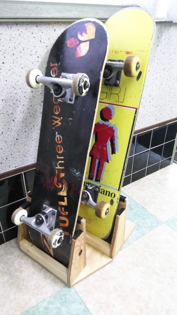 スケートボードスタンドラック2本用 左側用 カラー クリヤー - メルカリ