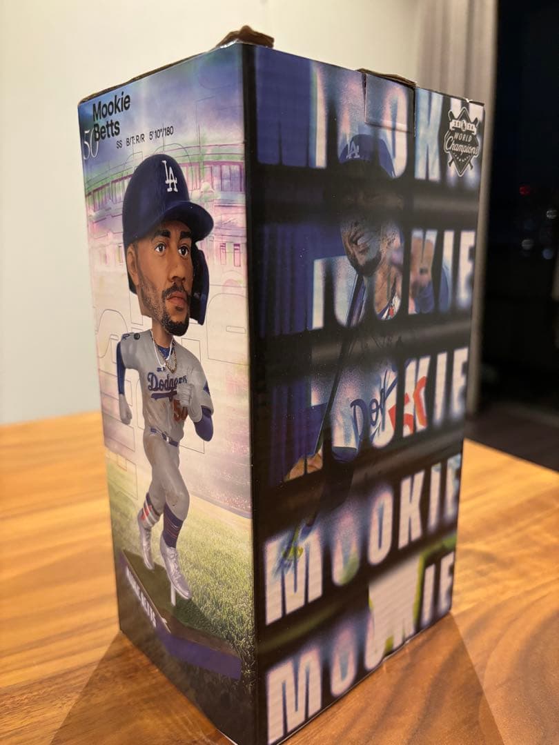 2025 入場者限定 ロサンゼルス・ドジャース ムーキー・ベッツ バブ